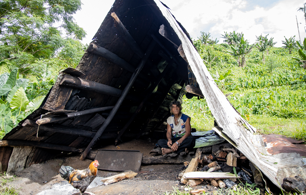 Samoans living in poverty growing