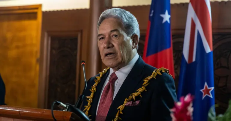 NZ reduces visa fees