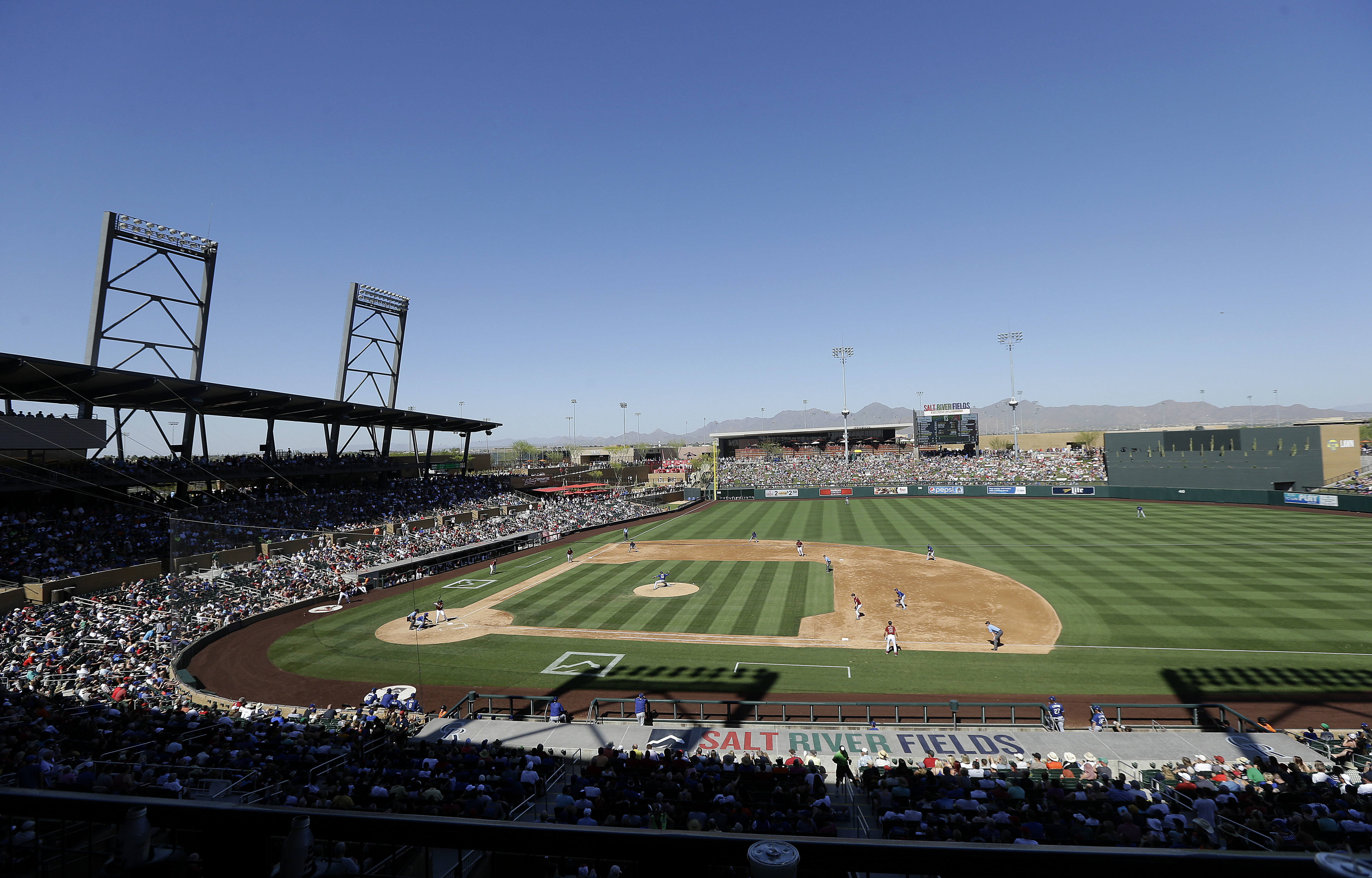 MLB spring training still a hot ticket in Arizona