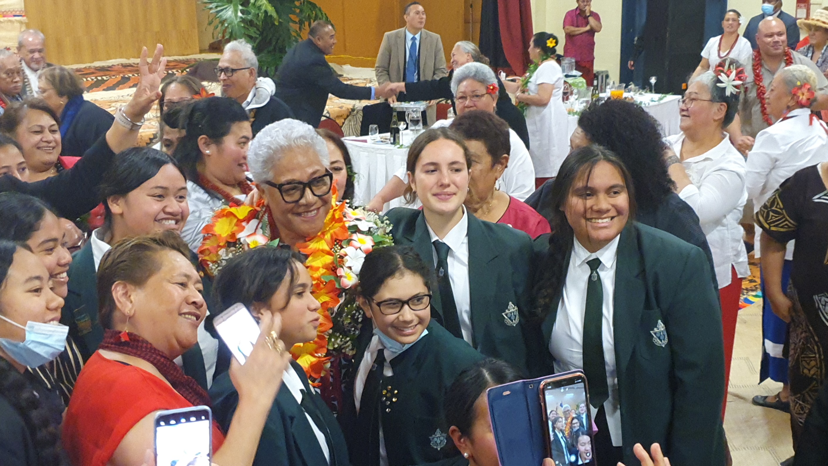 Fiame visits old school, Samuel Marsden Collegiate School