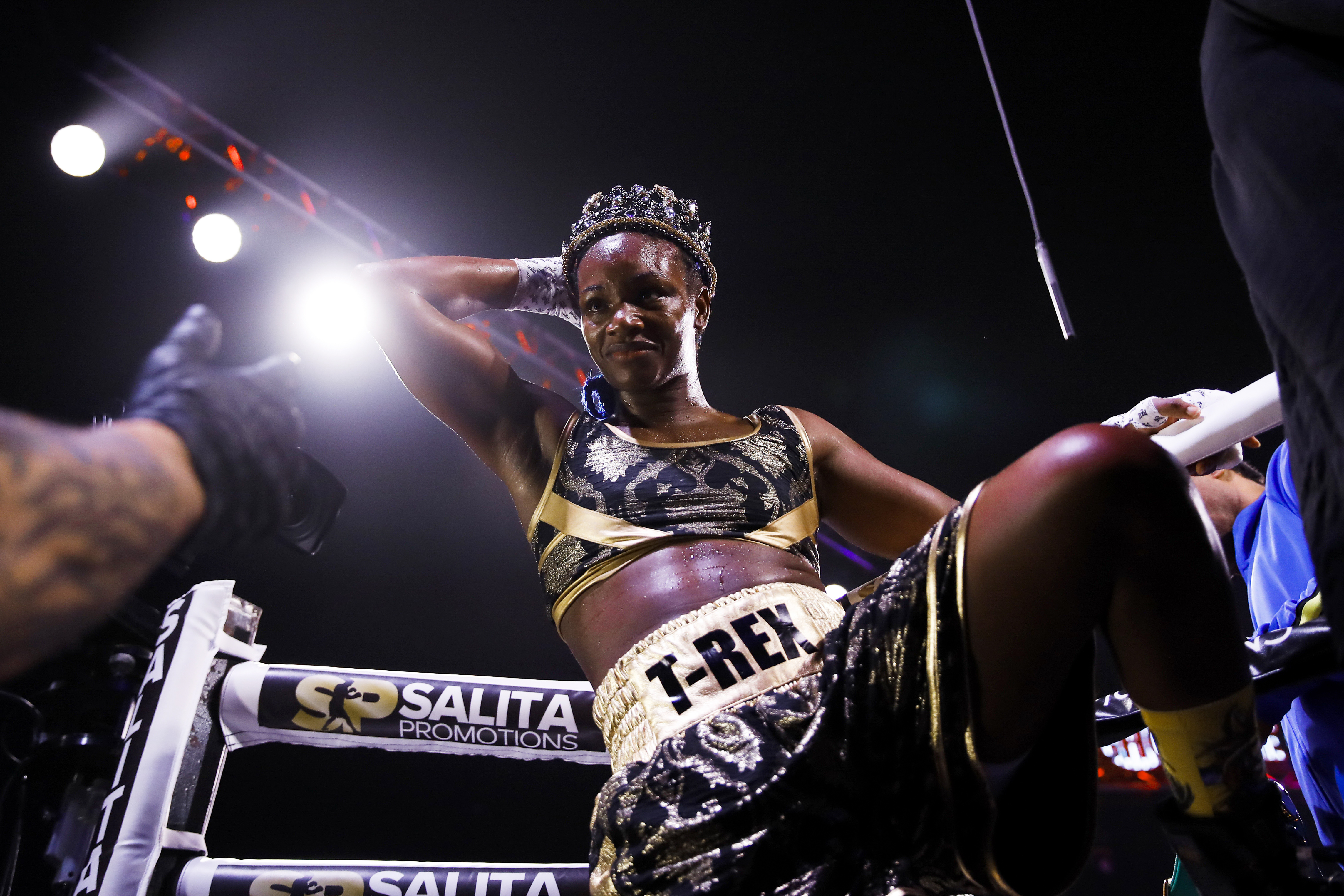 Olympic gold medalist Claressa Shields adds 154-pound belt