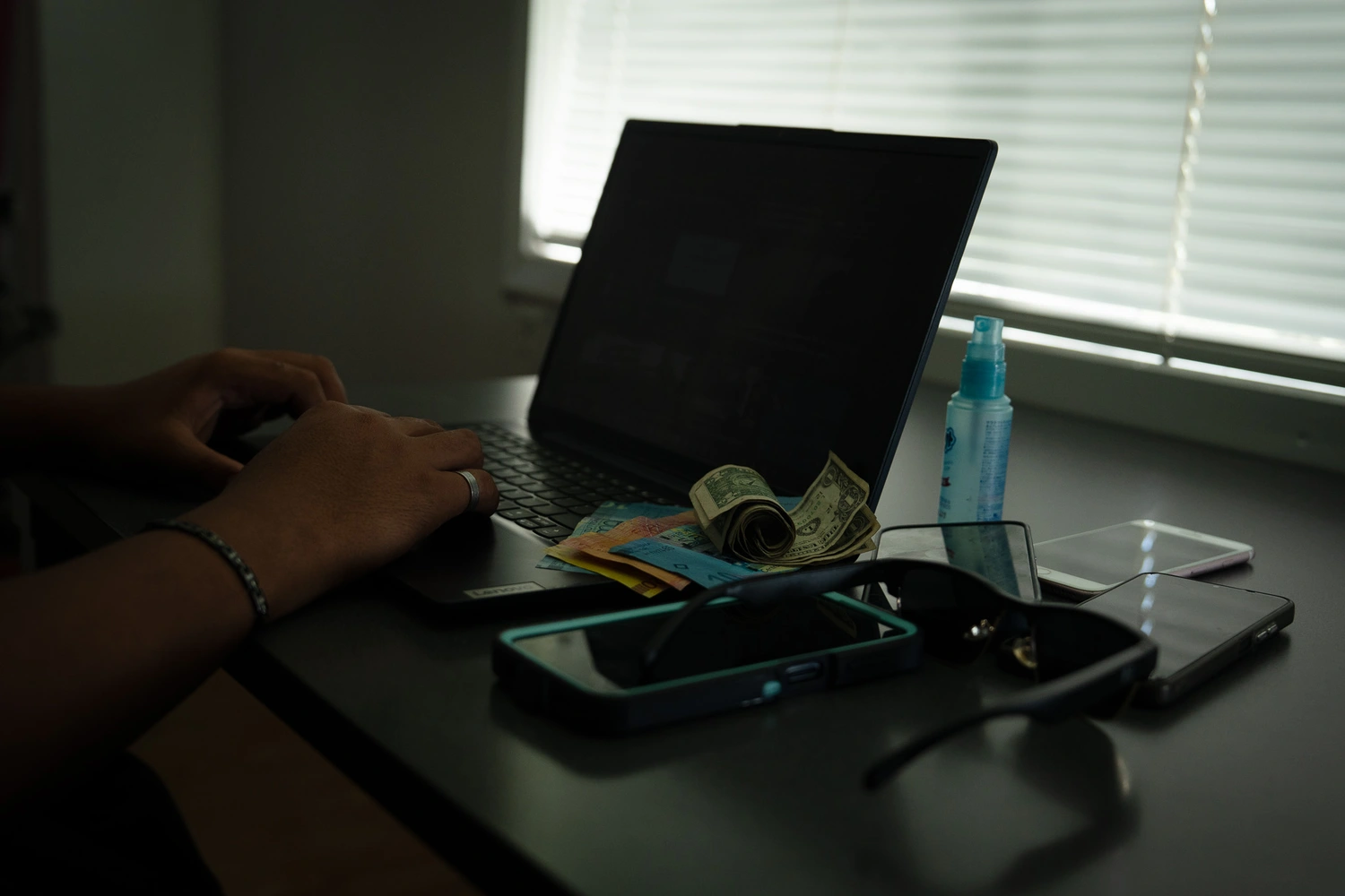 Man scammed on legit marketplace 