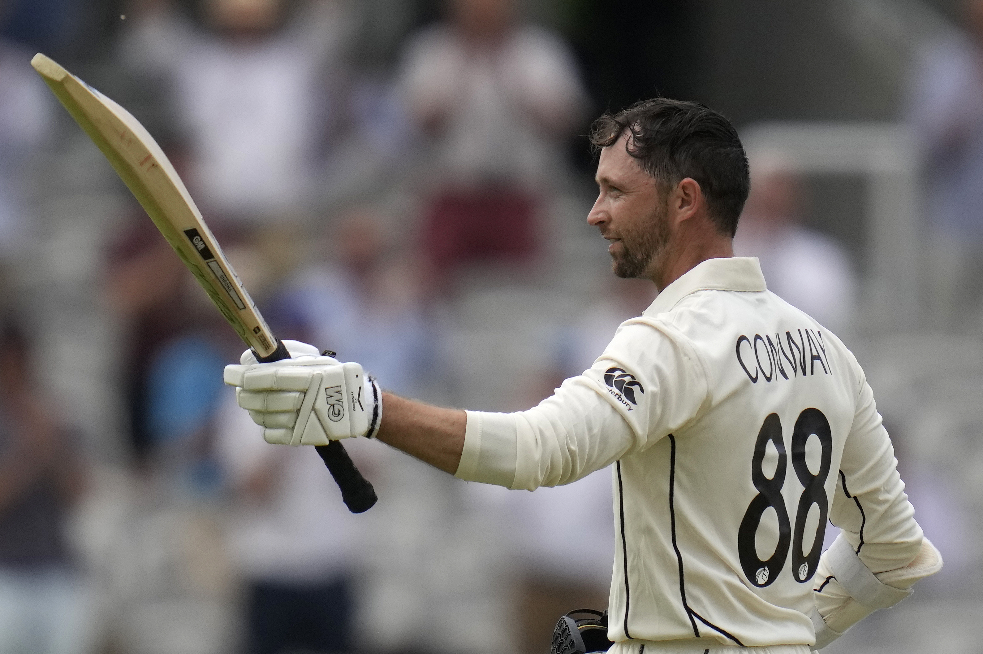 Conway hits 136 at Lord's on test debut; NZ 246-3 vs England