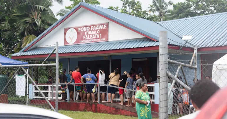 $150 support draws huge crowds