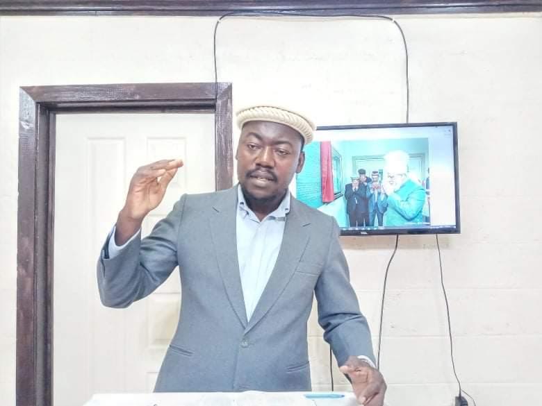 Muslim holy month ends with feast