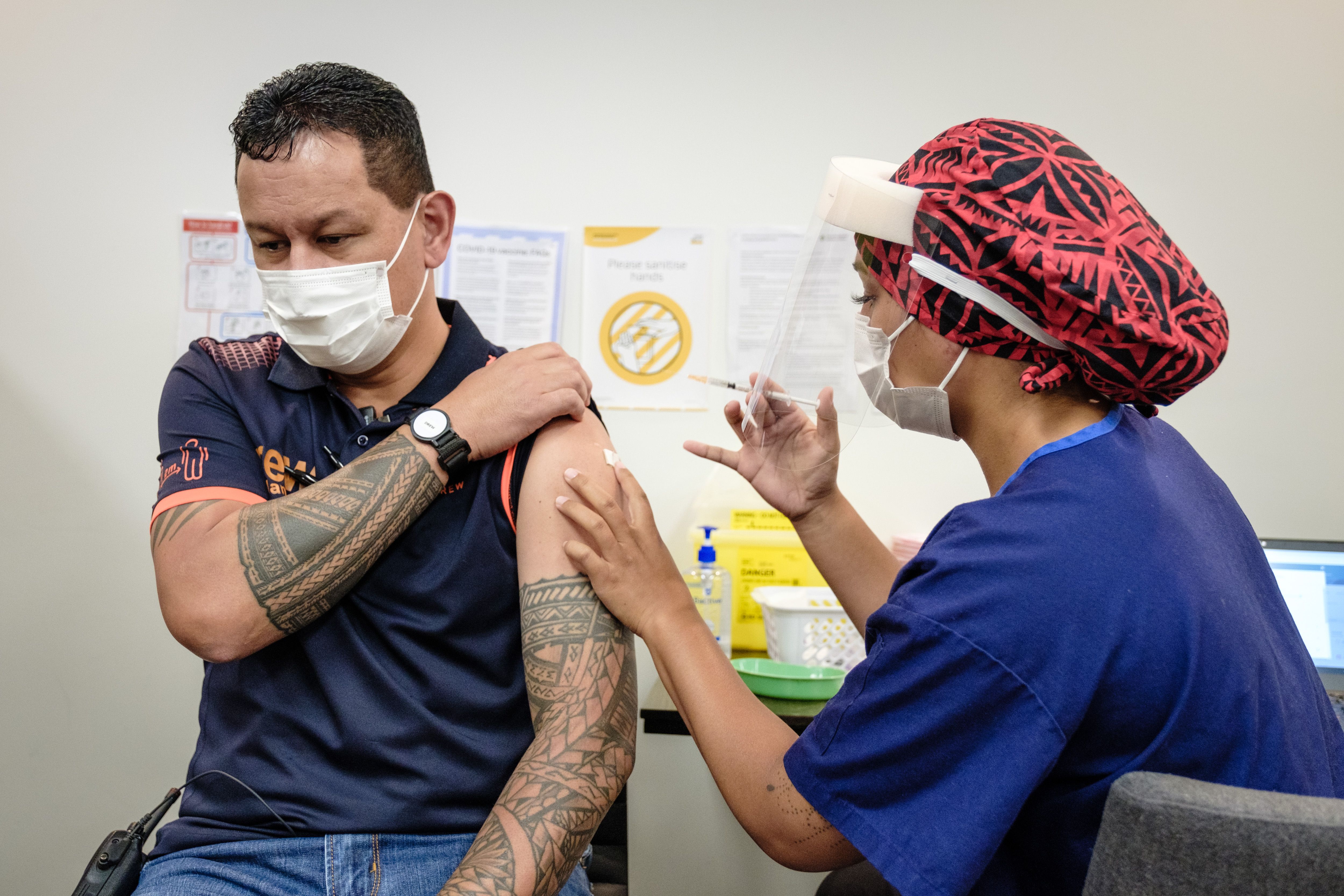 New Zealand rolls out COVID-19 vaccines