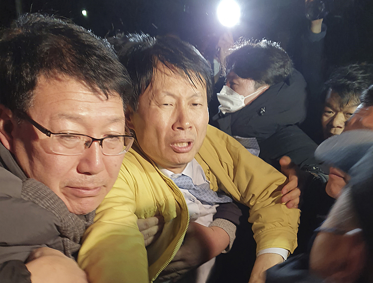 The Latest: Spanish airline Iberia halts flights to Shanghai