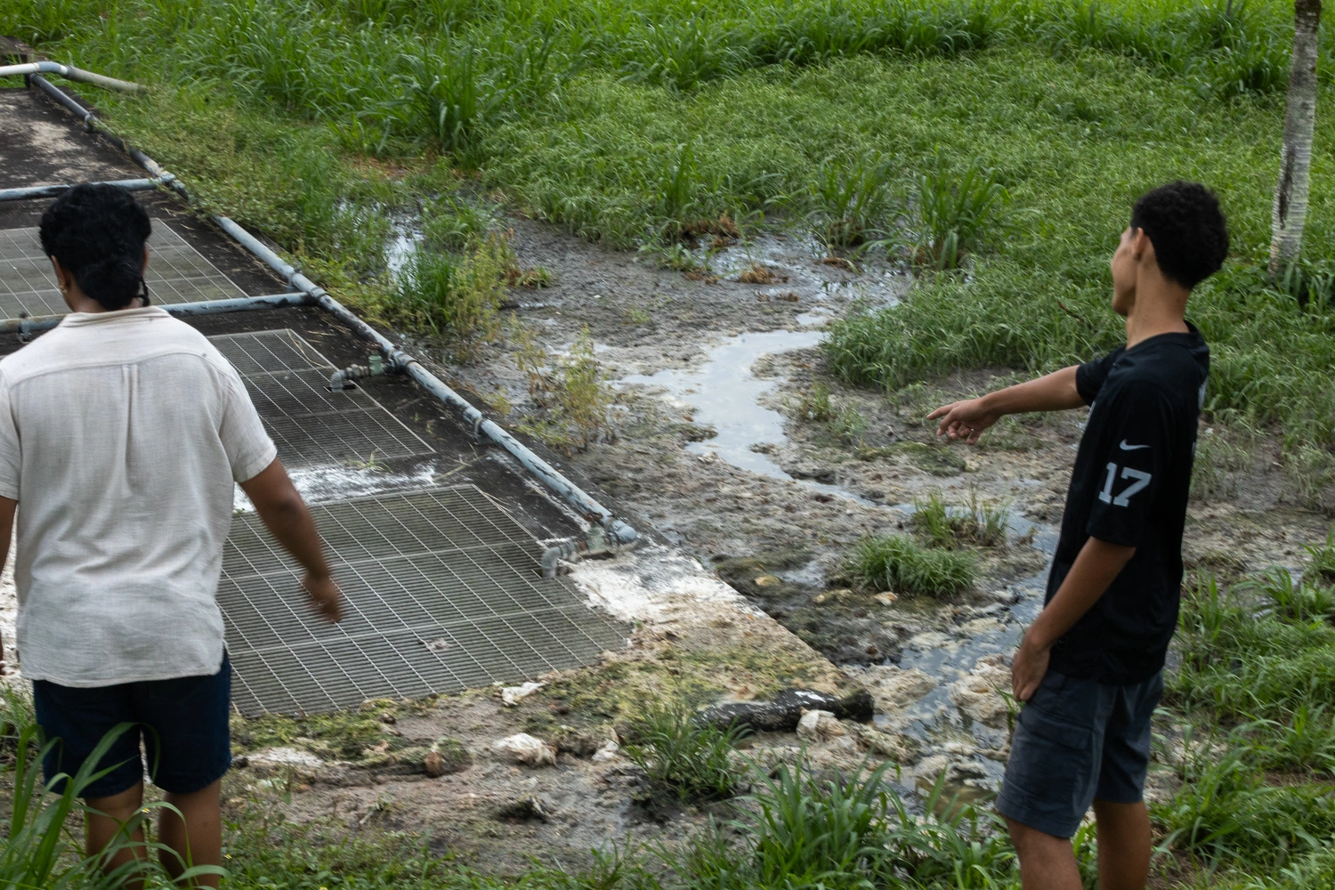 Something stinks at NUS, claim students
