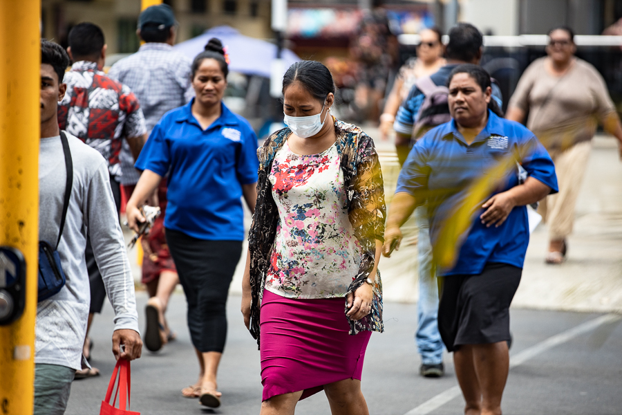 Police deal with bus, wedding and vendors on first day of S.O.E.