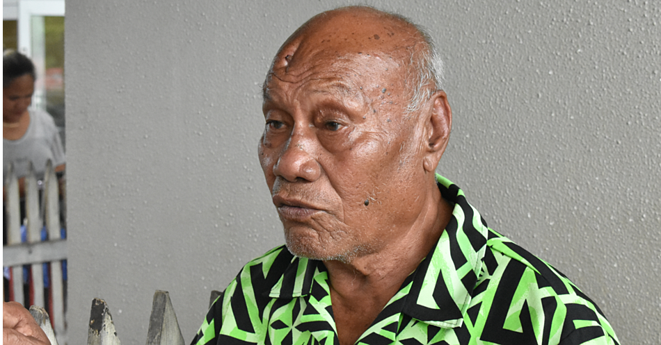 Should Samoa ban Facebook?