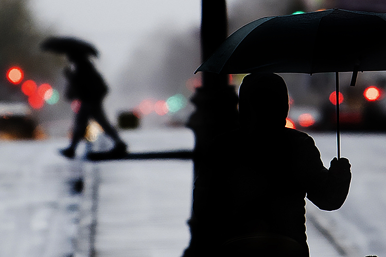 Moving cross country, deadly storm takes aim at Northeast