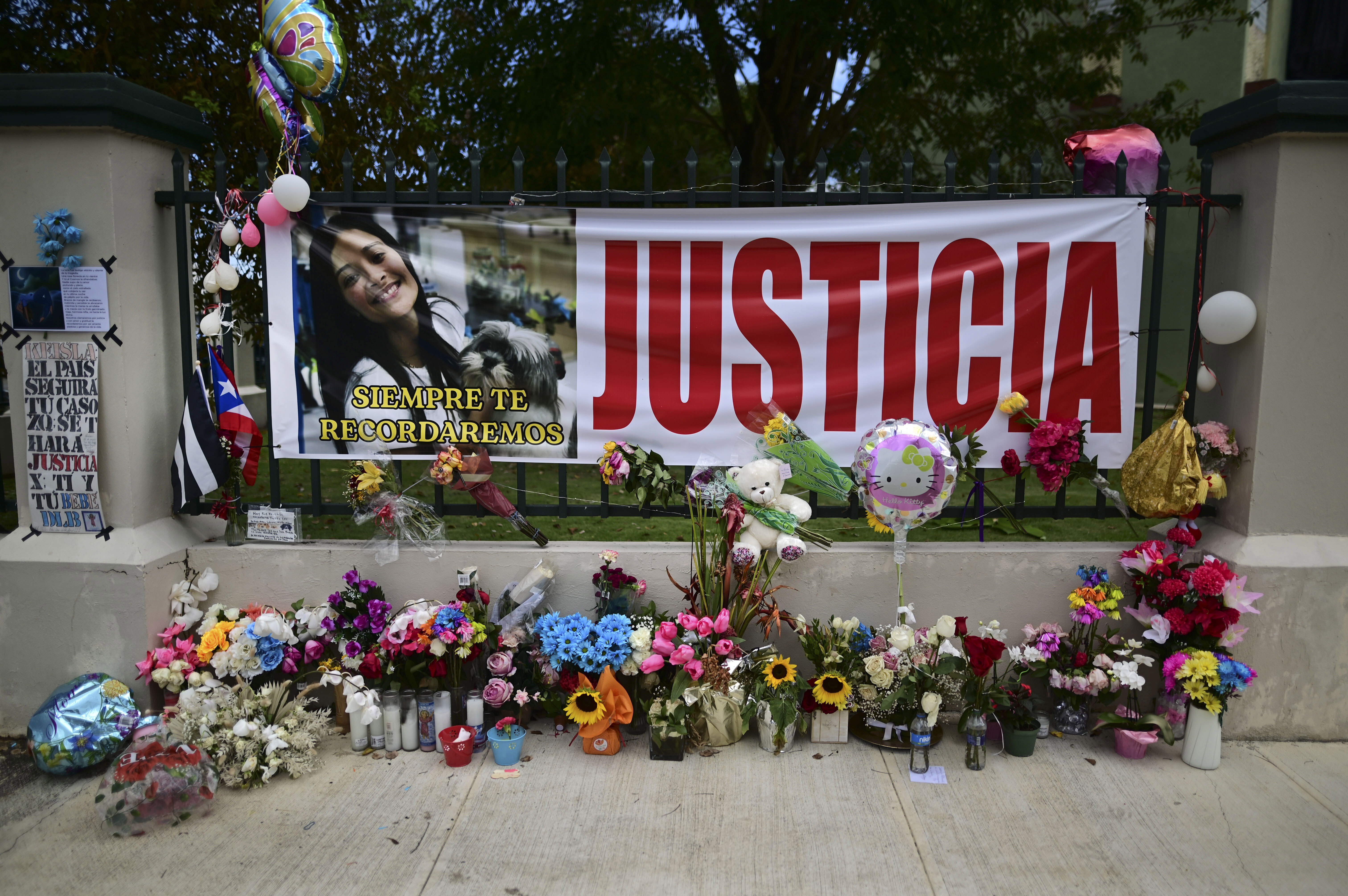 Grand jury indicts Puerto Rico boxer in lover's death