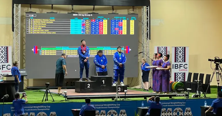 Niusila claims silver