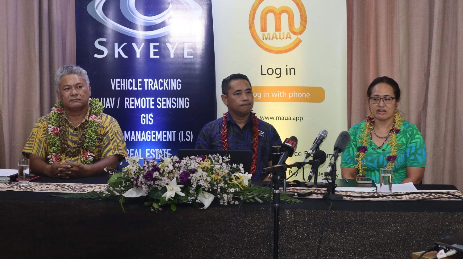 Taxi app upgrades public transportation