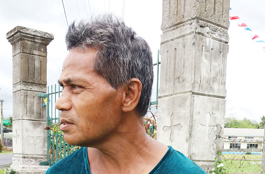 Rapper Coolio arrested after loaded gun found at LA airport