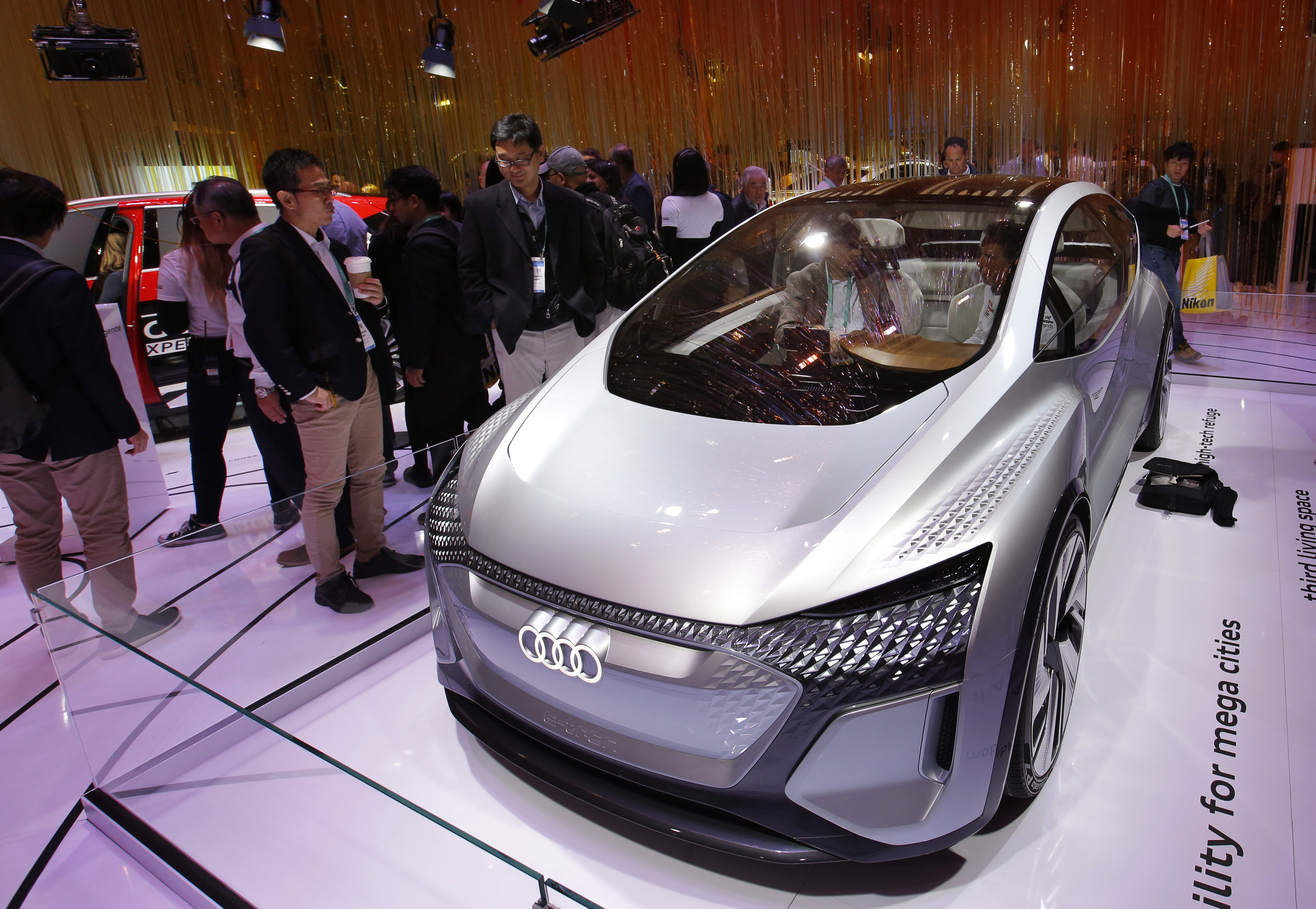 Study: Autonomous vehicles won't make roads completely safe