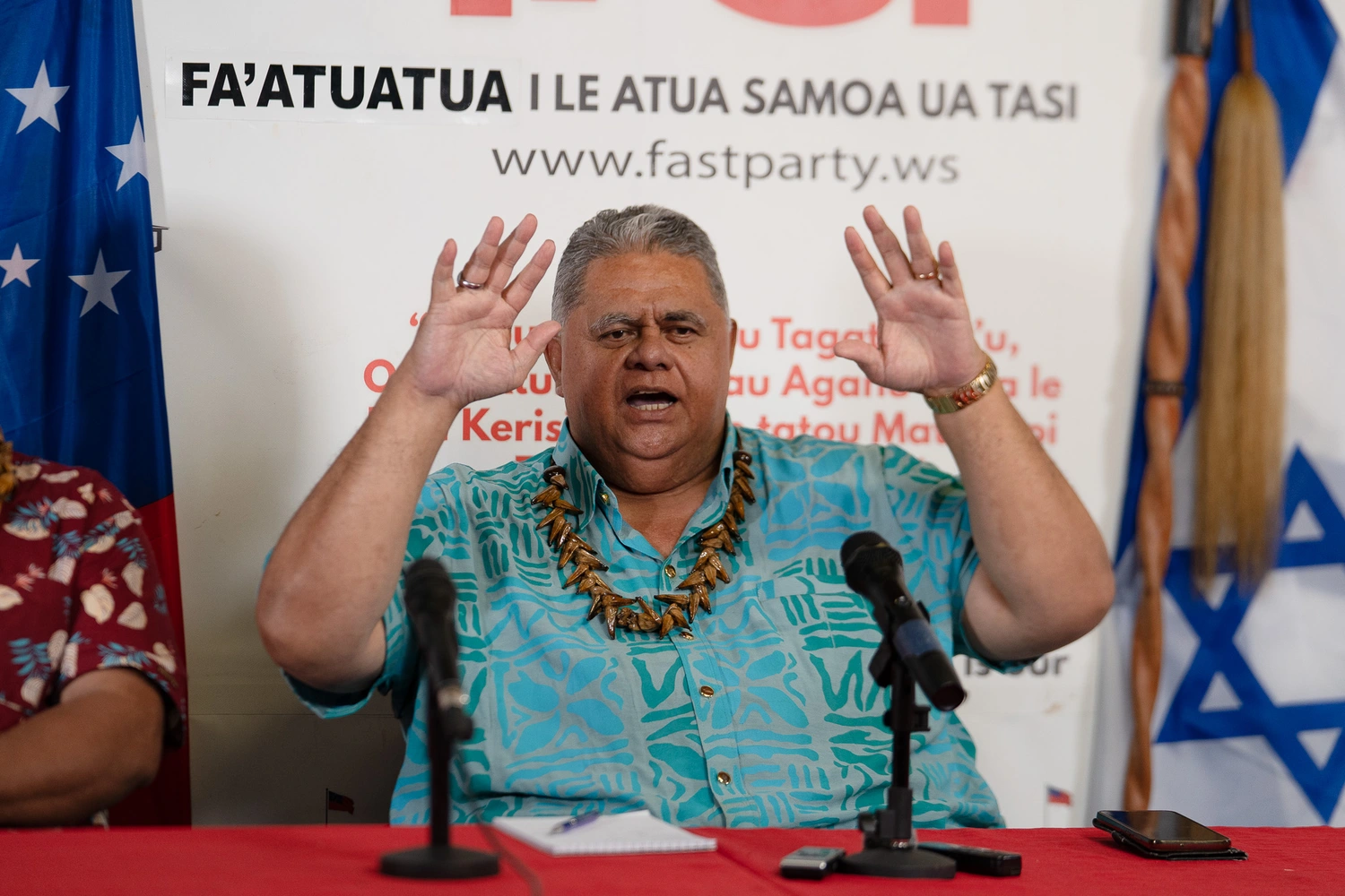 Power struggle in a fractured government