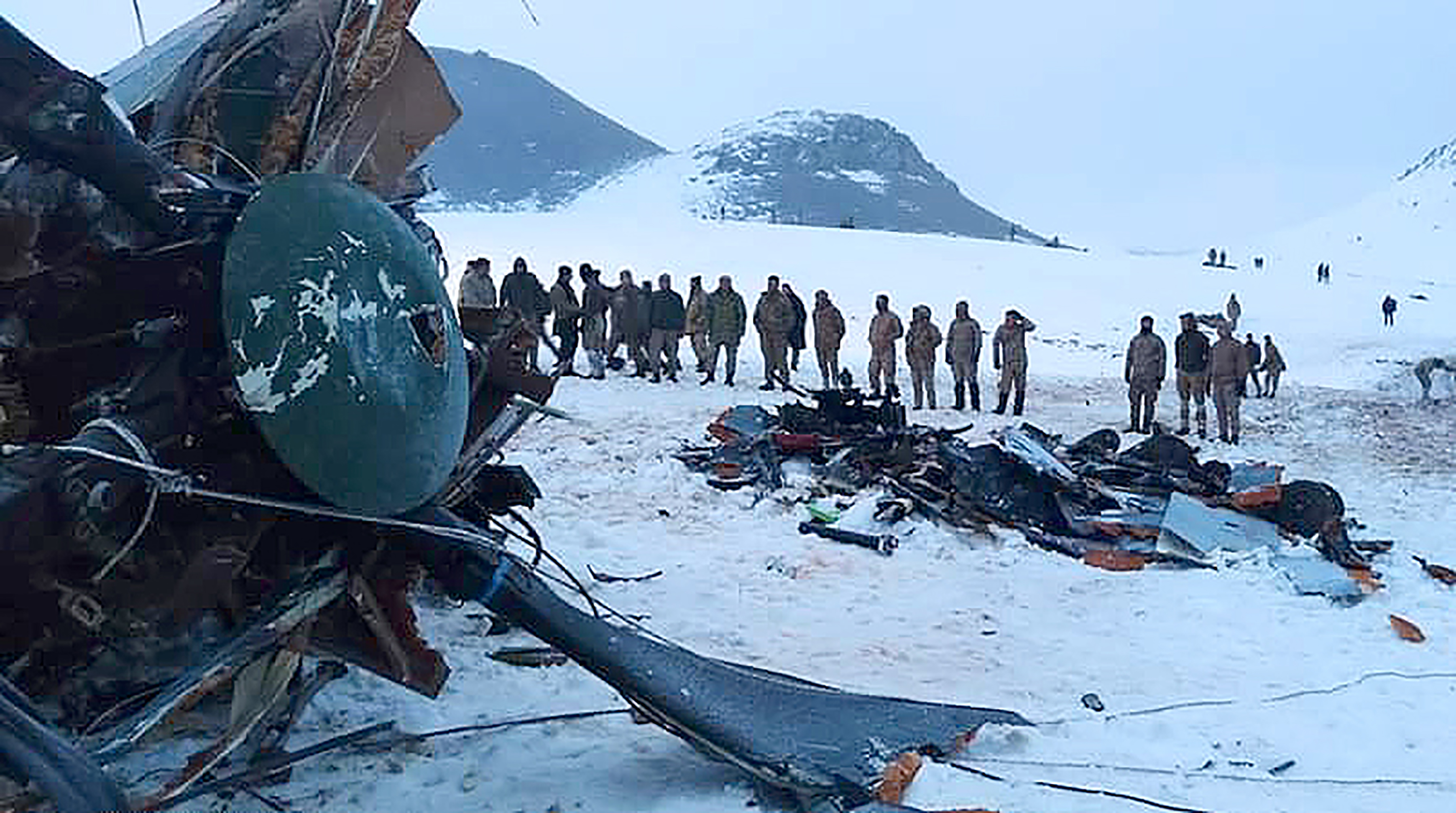 11 killed in army helicopter crash in eastern Turkey