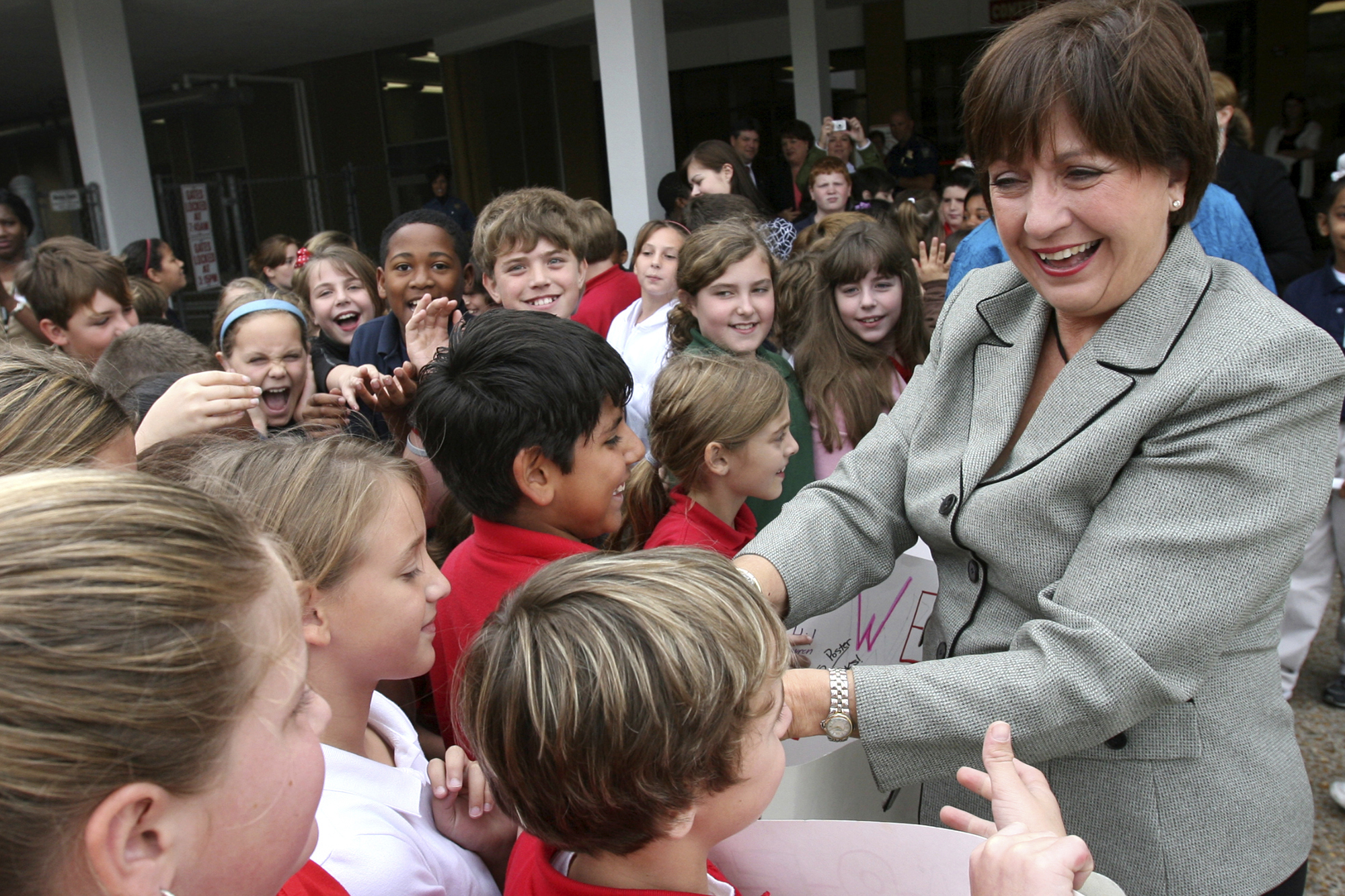 Kathleen Blanco: Louisiana gov brought down by Katrina dies
