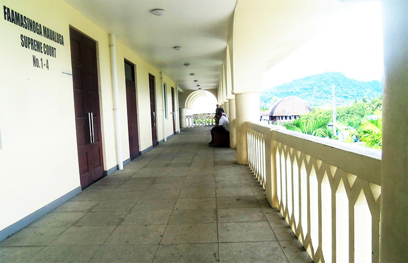 4 days after Indonesia quake, injured struggling for help