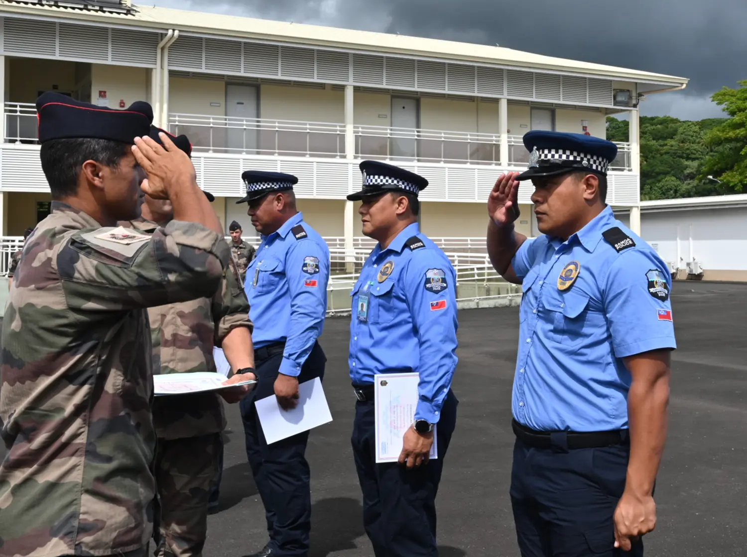 Cops train with French special forces