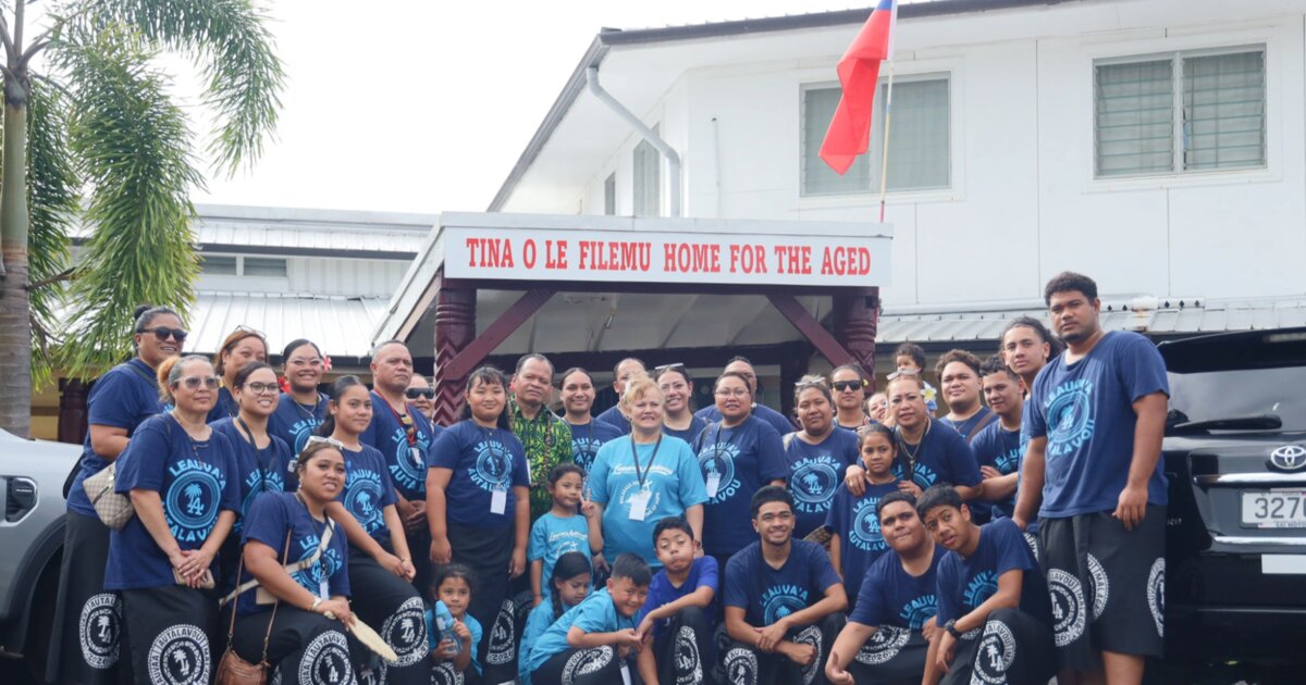 Auckland Catholic youth give back during Samoa pilgrimage