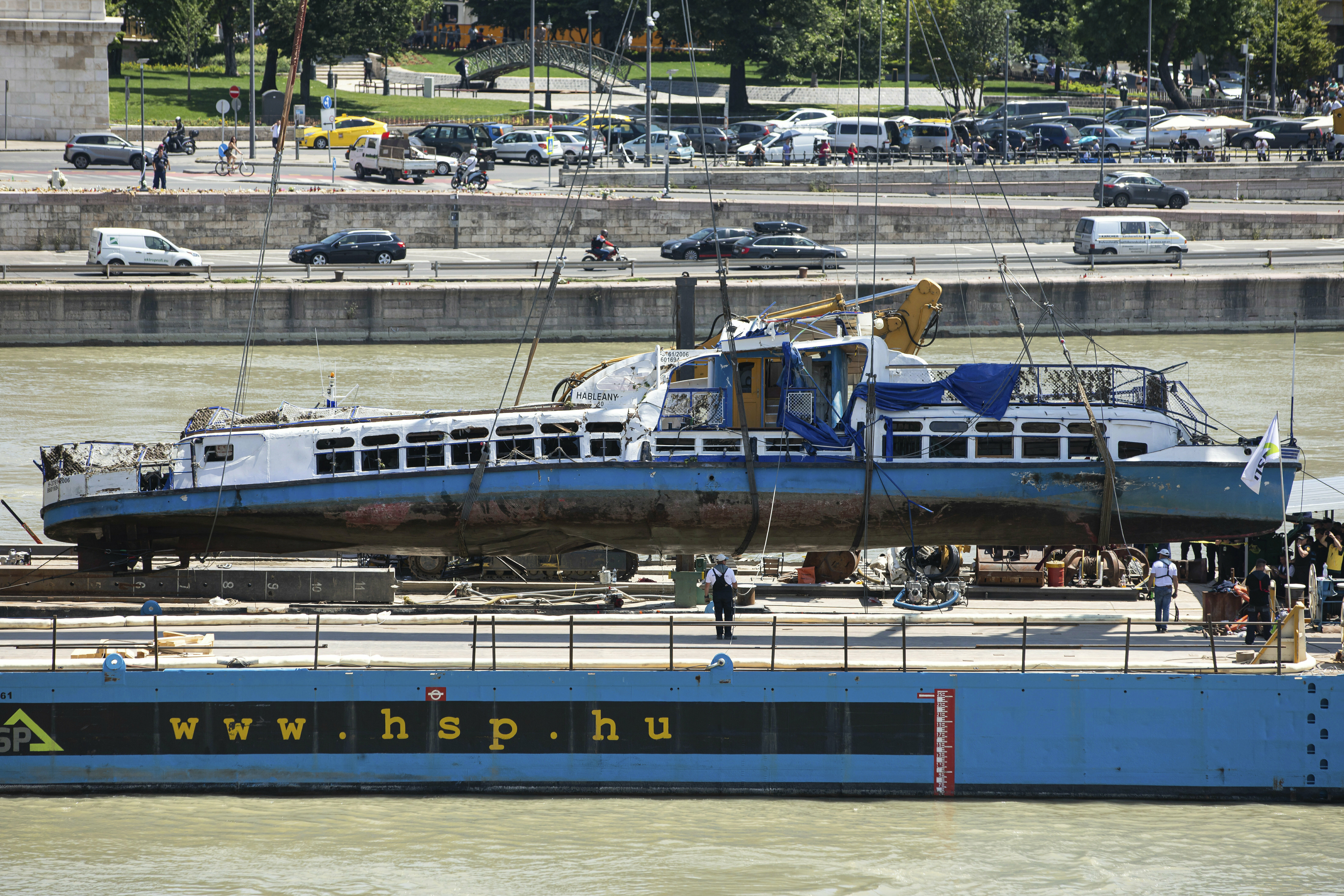 Hungary to commemorate victims of Danube boat catastrophe