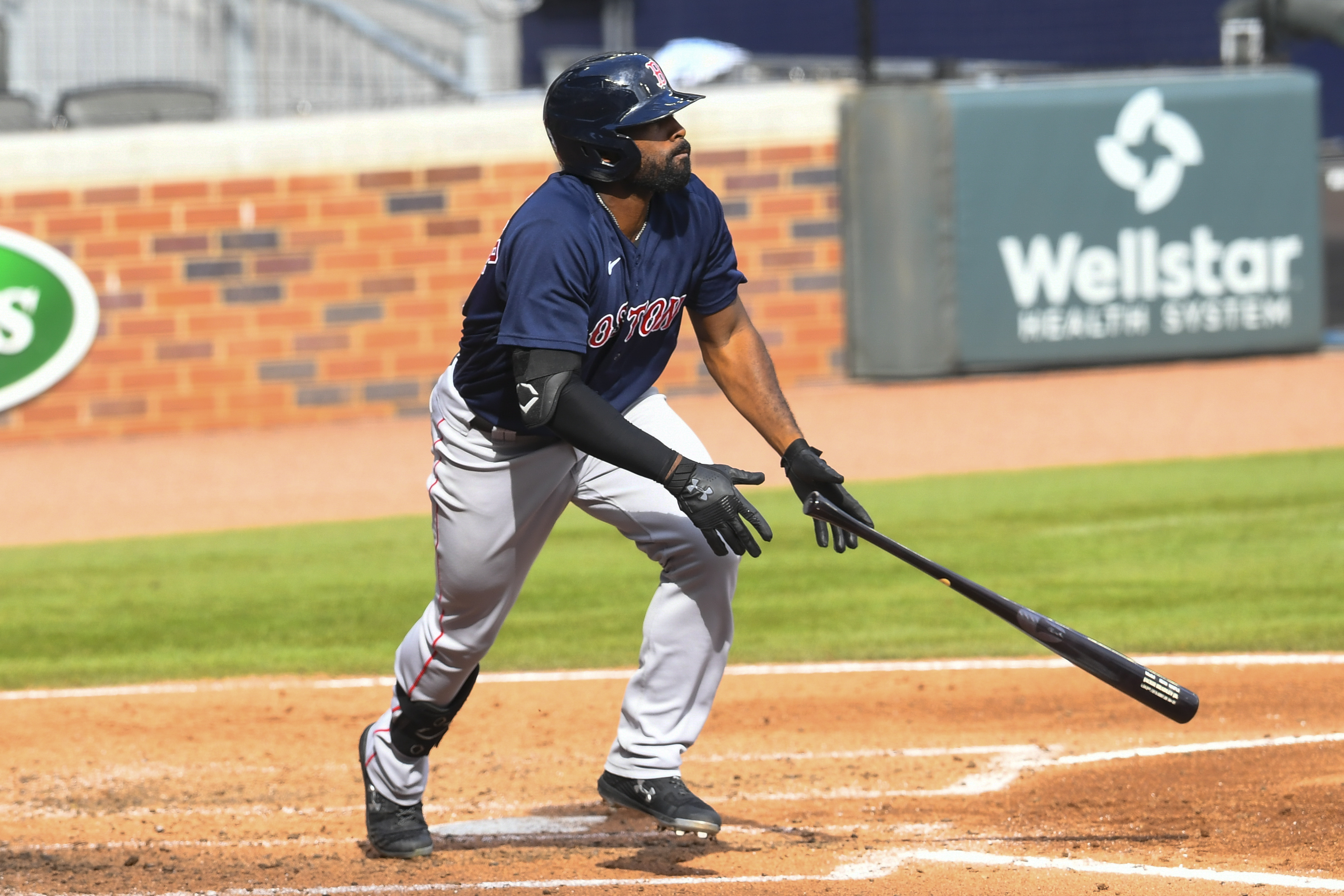 AP source: Bradley agrees to $24M, 2-year deal with Brewers