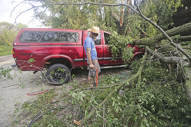 Wisconsin storms bring 3 tornados; 1 man dies in crash