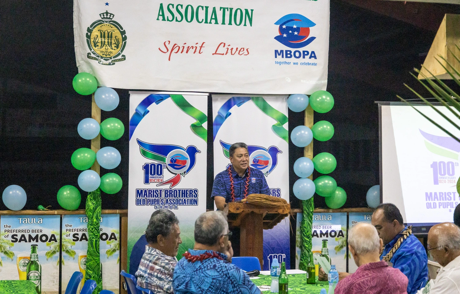 Board apologises for school's 'unruly behaviour'