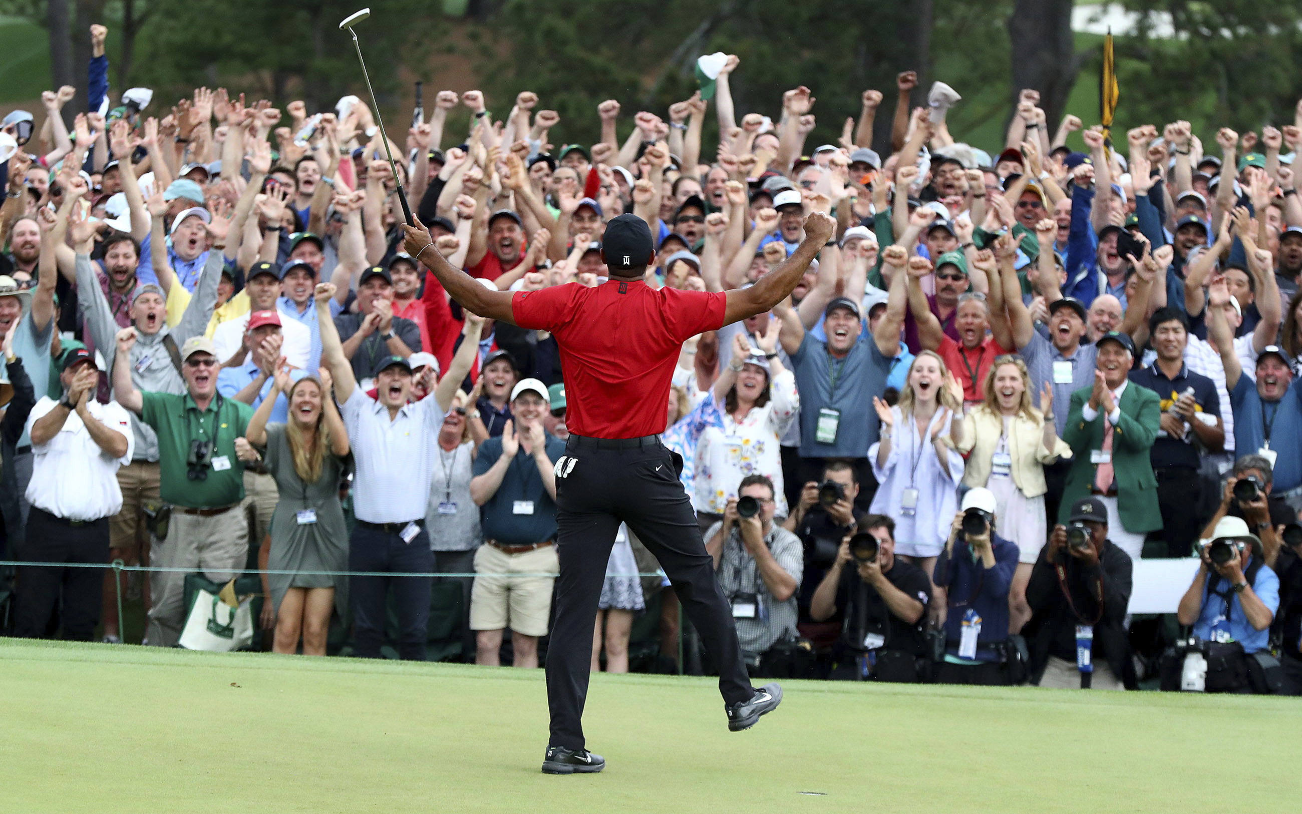 Tiger Woods' win could have golf industry roaring back