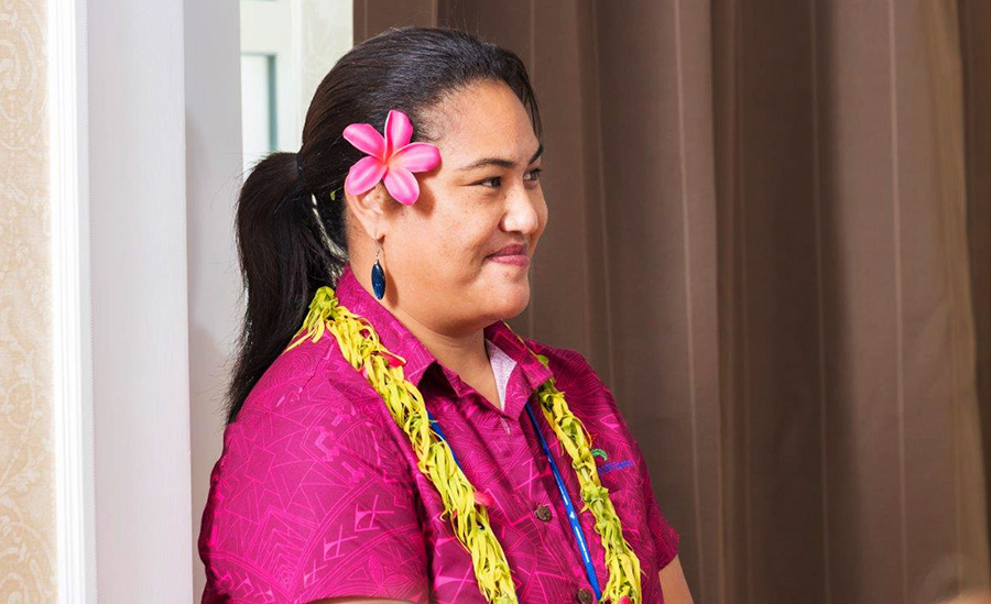 Lady Gaga picks dive bars over arenas to introduce album