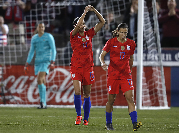 Pugh scores 2 and US women beat Australia 5-3 in exhibition