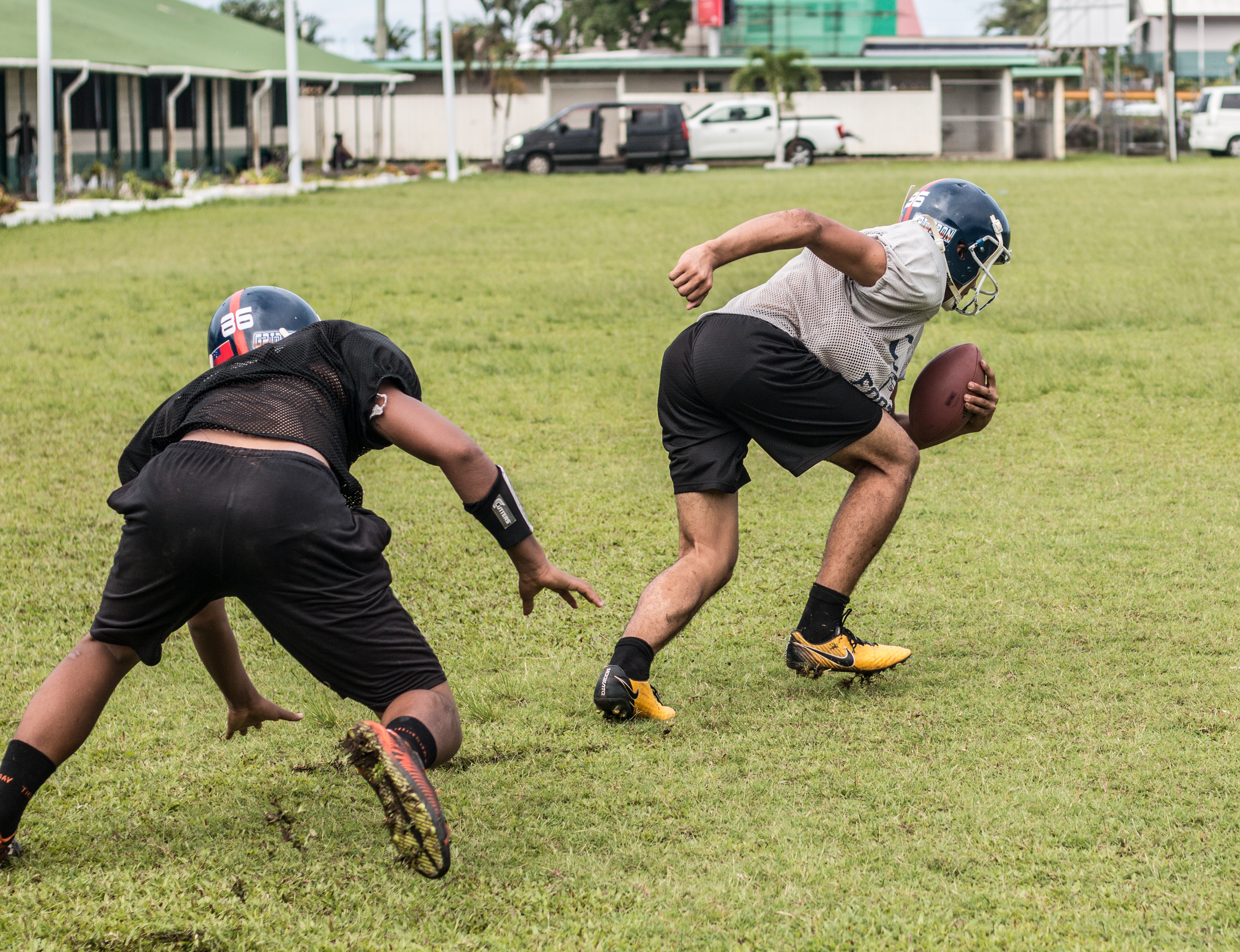 Samoa Gridiron athletes off to U.S.A. to fight for college scholarships