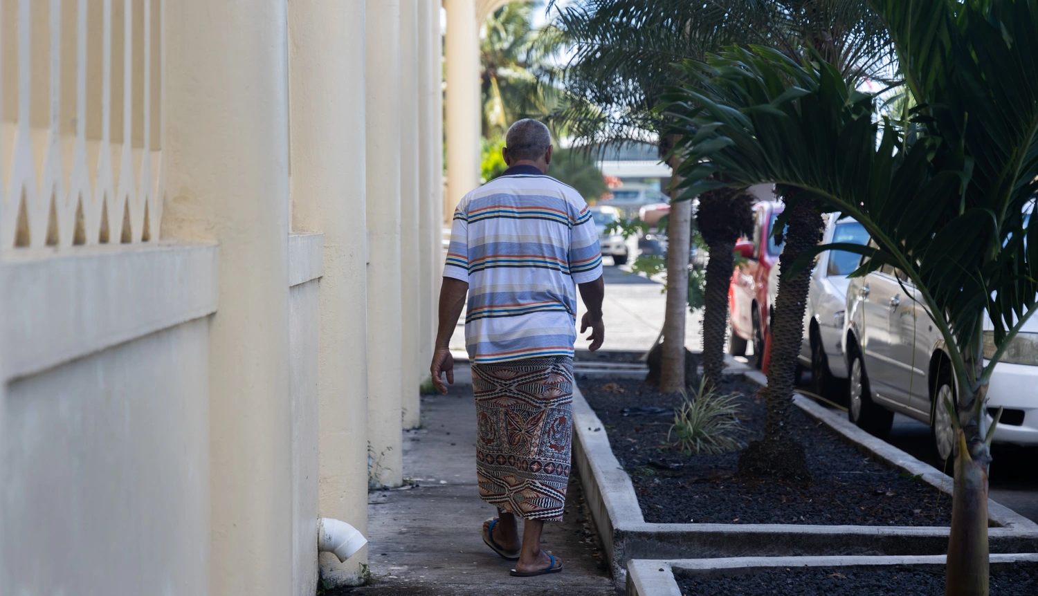 Calls to raise retirement age 