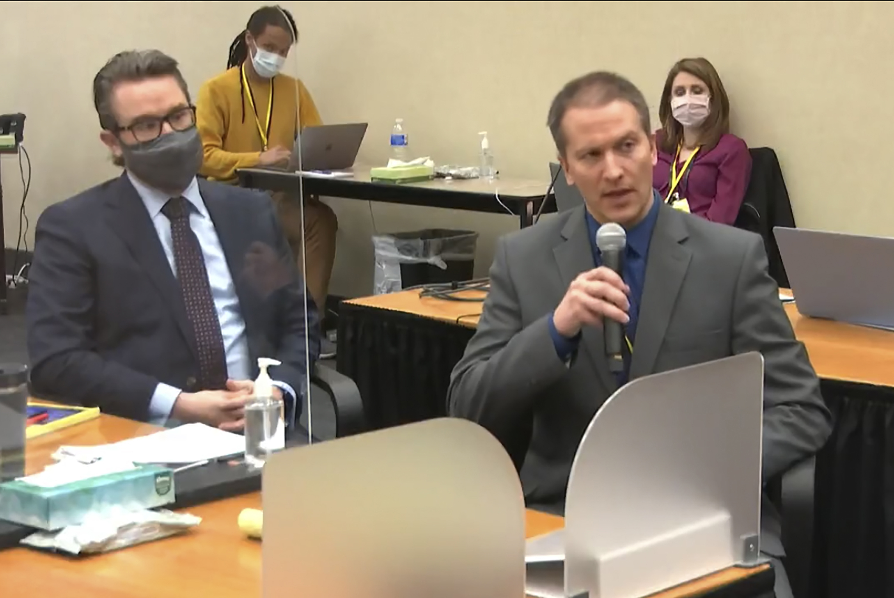 EXPLAINER: Chauvin's lawyer asks to probe alleged jury bias