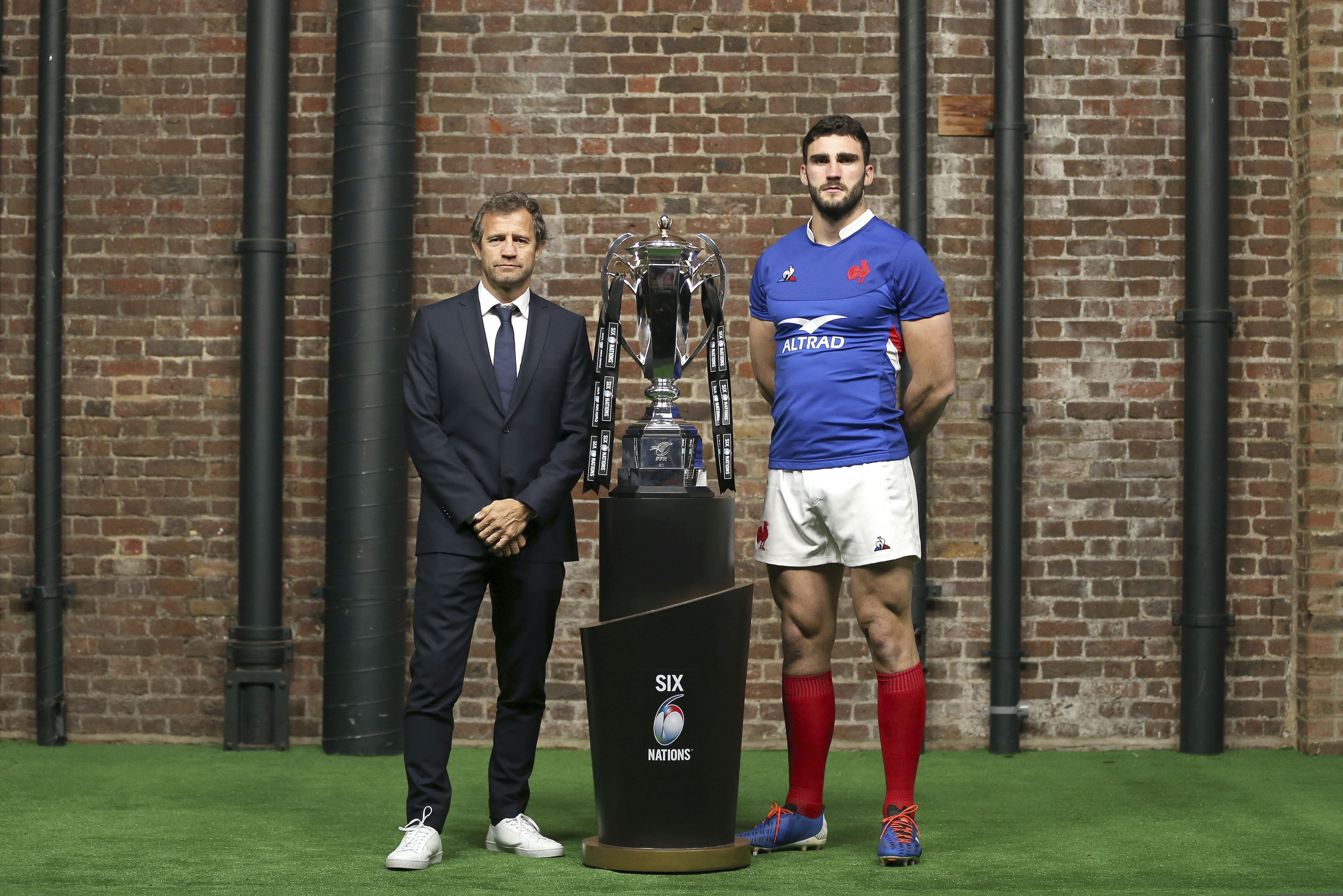 7 uncapped players picked in youthful France 6 Nations squad