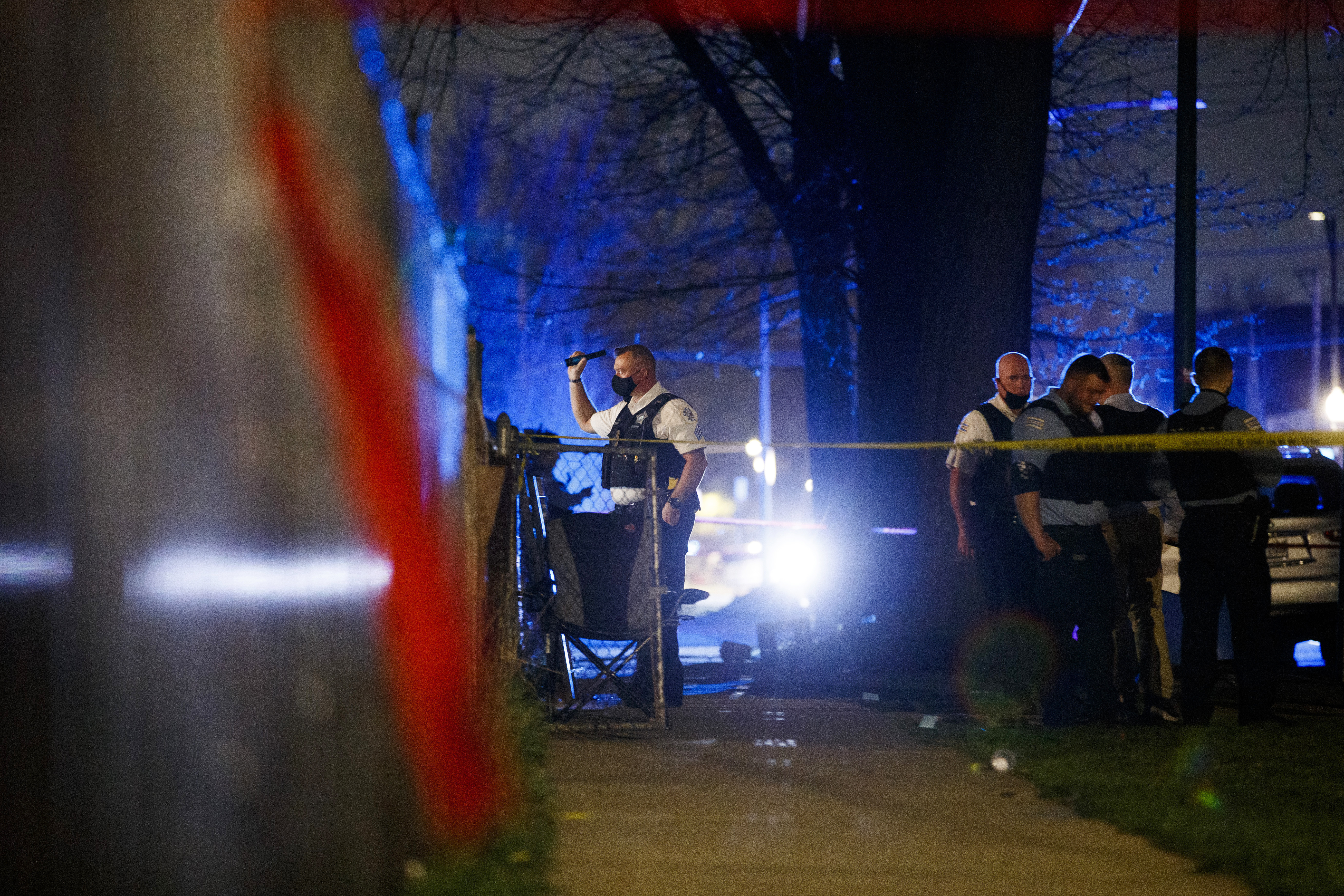 Toddler, 7 adults wounded in latest Chicago shootings