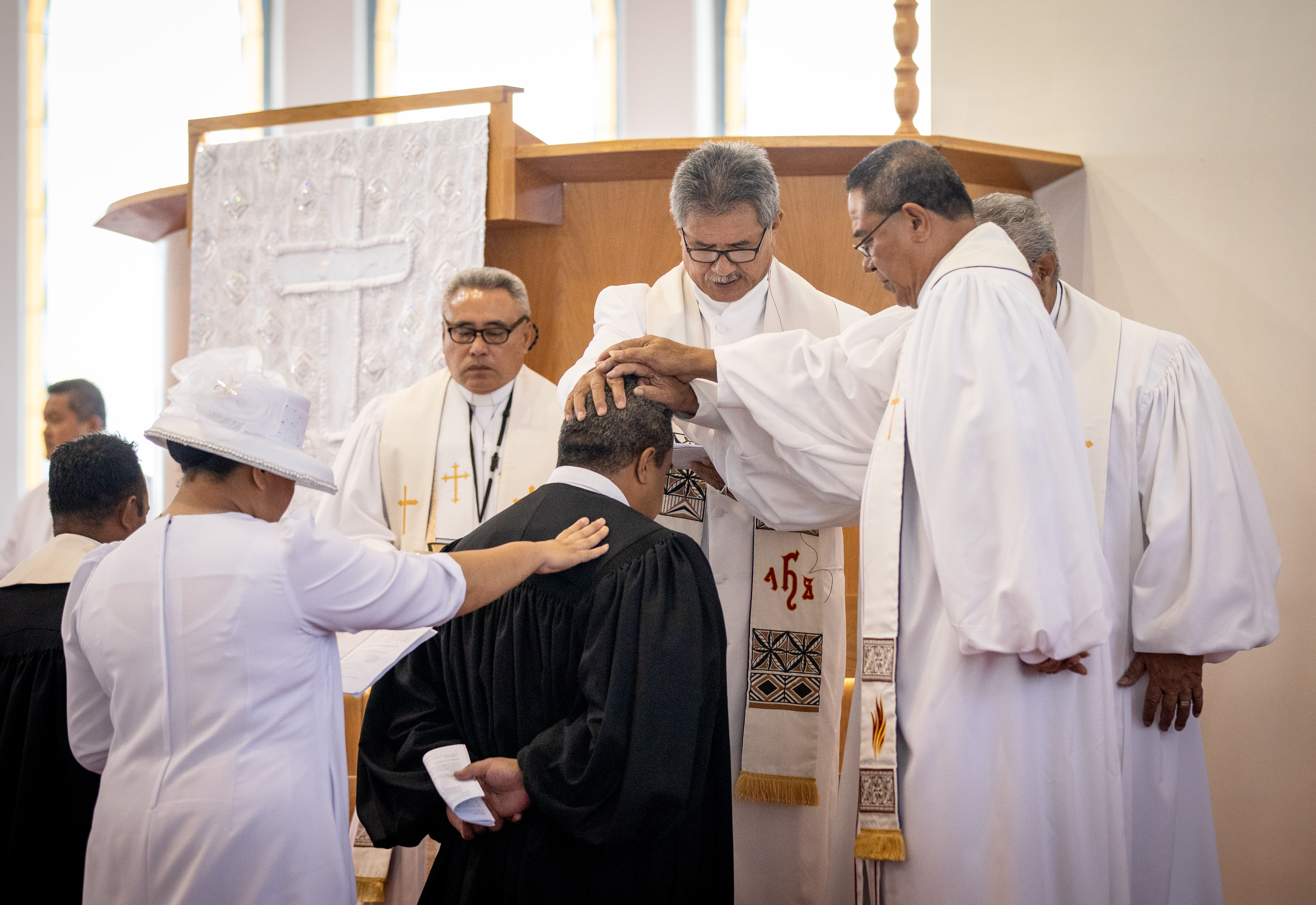 Methodist service honours retiring Ministers, welcomes the newly ordained 