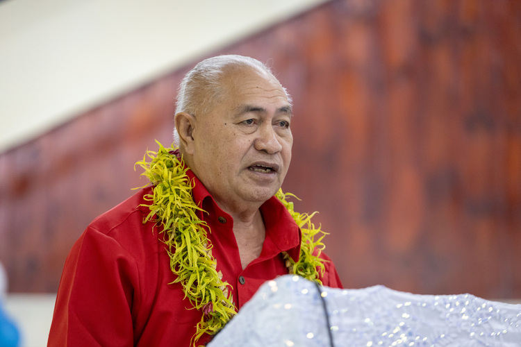 Minister calls for full transition to Samoan language