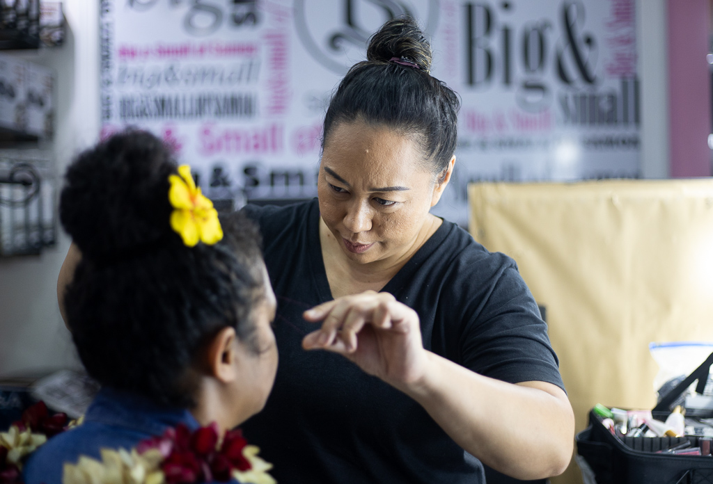 Samoan makeup artist invited to Sydney fashion show