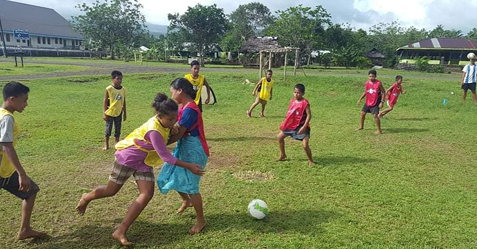 Grassroots development grows football on big island