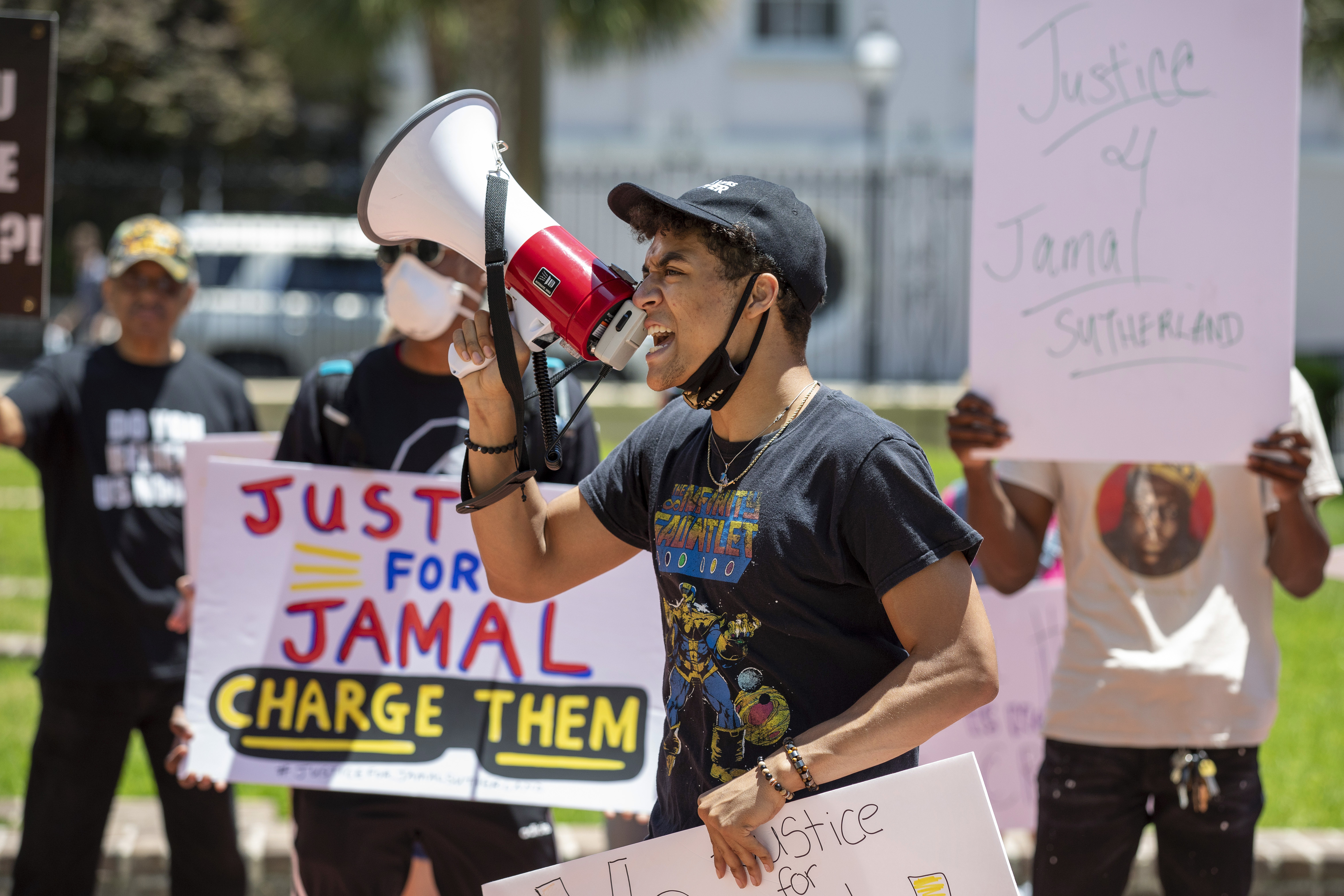 Coroner: Black man in SC jail likely died of cardiac event