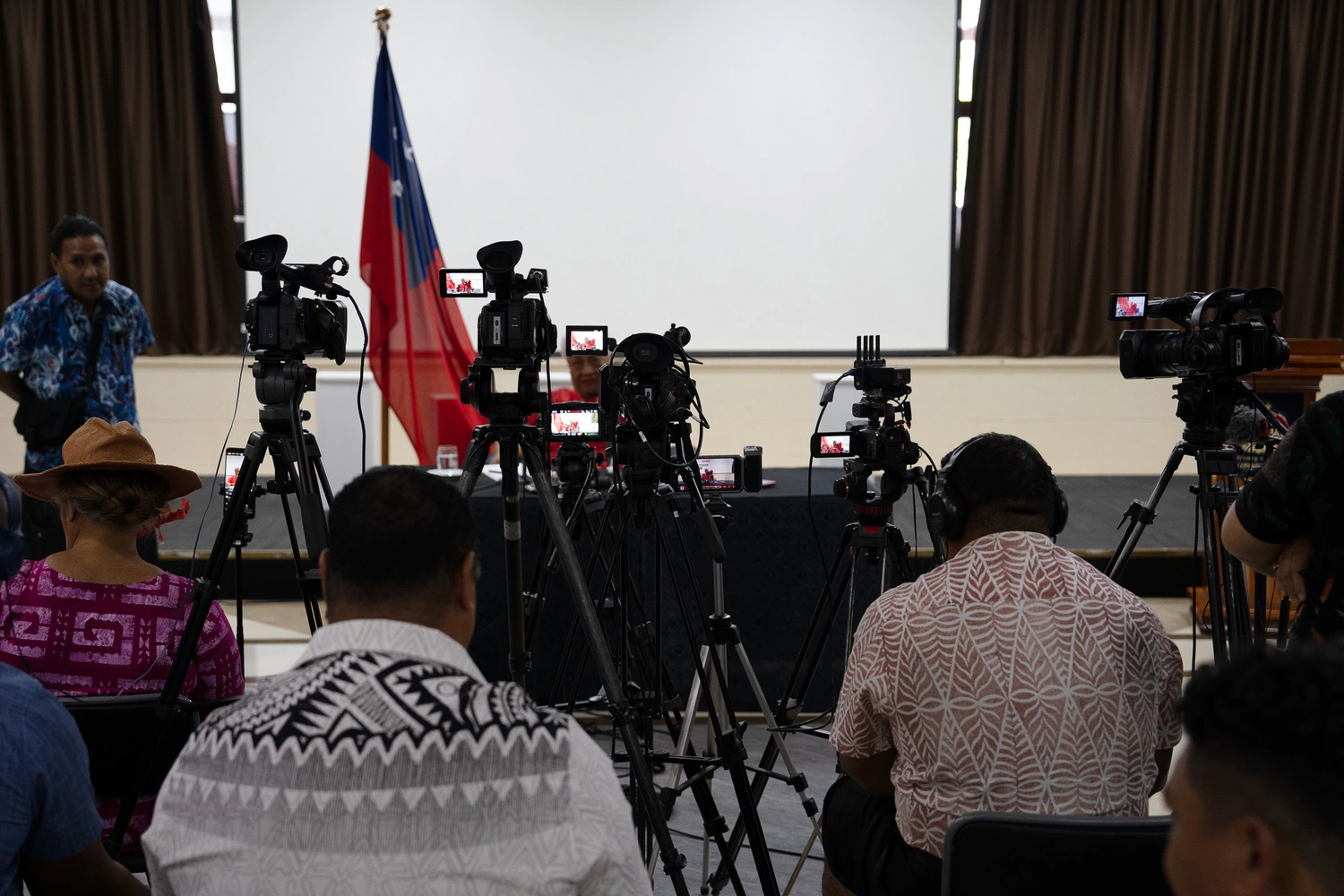 The role of Samoan media amid political crisis