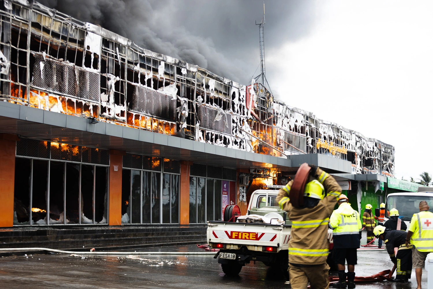 UPDATE: Frankie fire still active