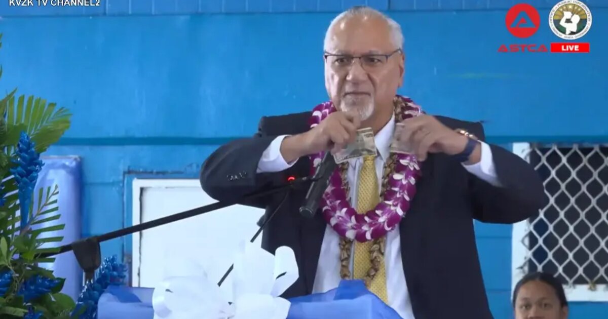 American Samoa's governor tears US$50 bill