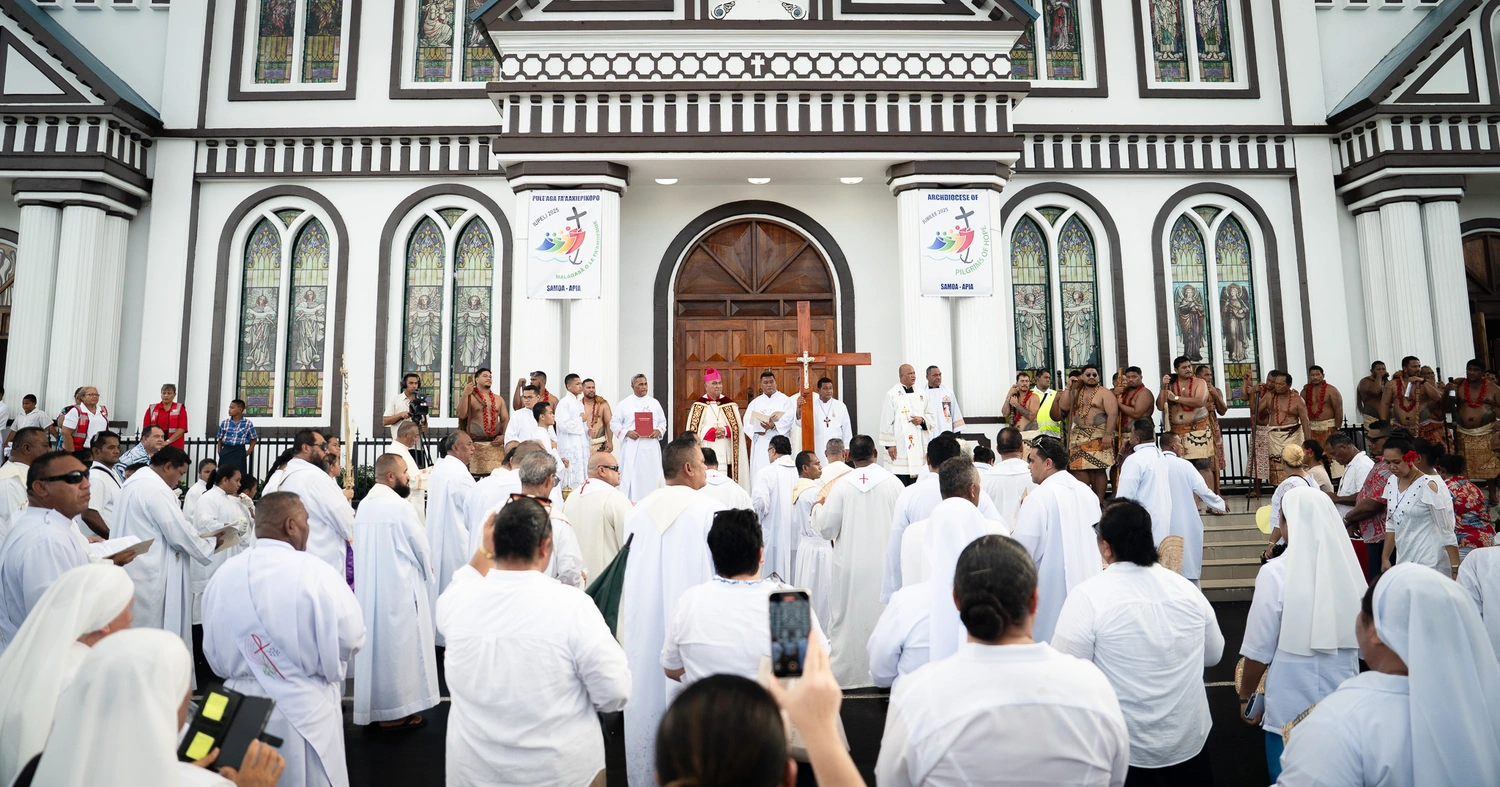 Archbishop lays challenge at Jubilee of Hope